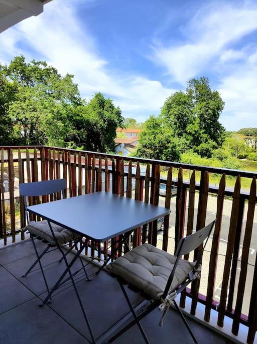 Location De Vacances A Andernos - Appartement 2 Chambres Dans Residence Neuve 외부 사진